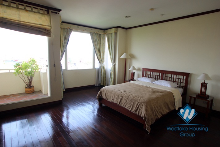 High quality duplex serviced apartment for rent in Tay Ho, Hanoi